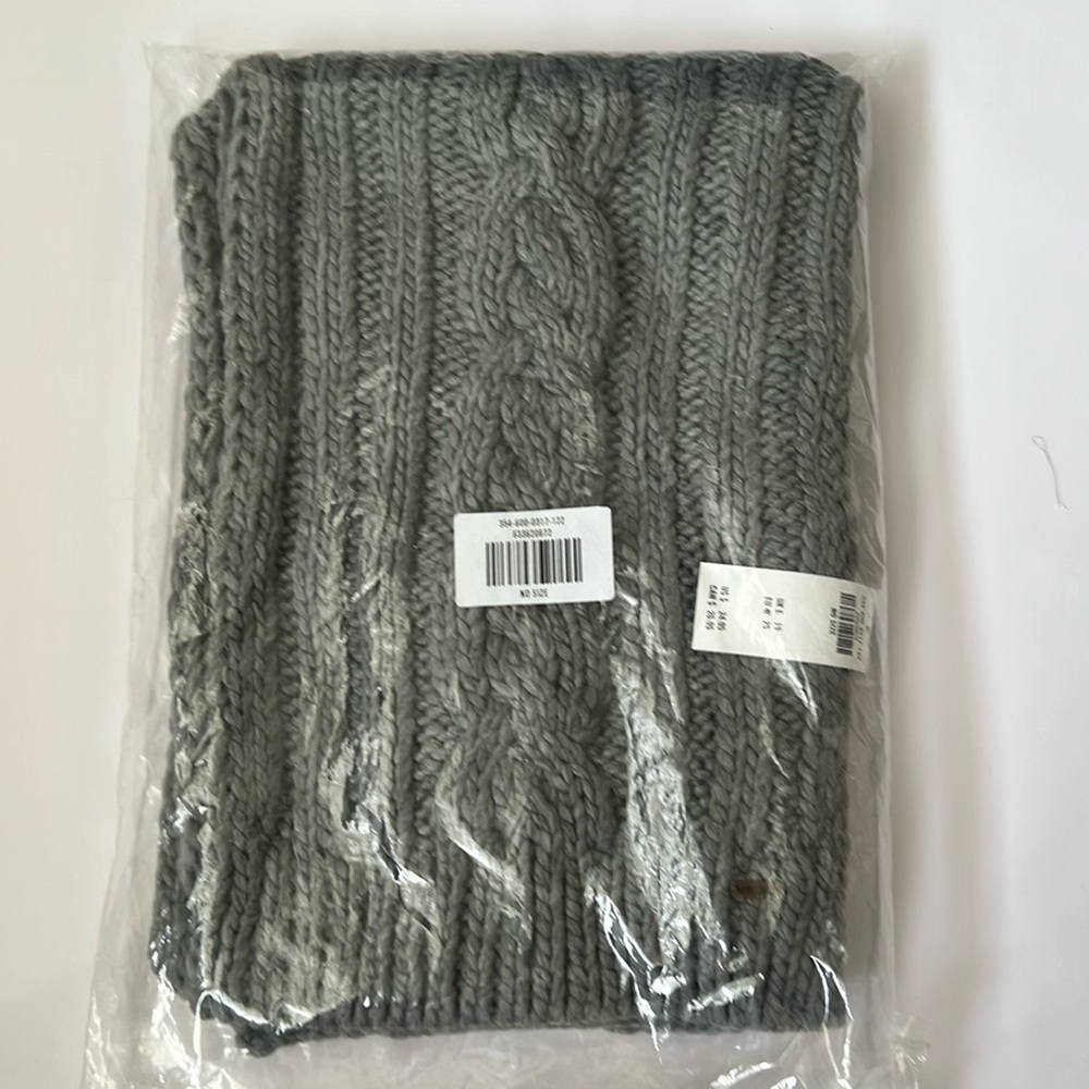 Hollister Gray Infinity Scarf NWT